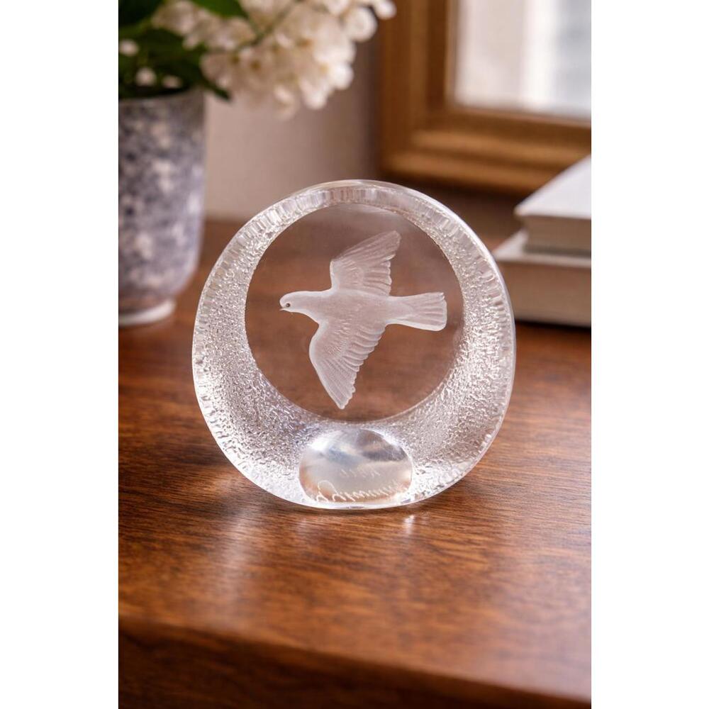 Vintage Mats Jonasson Crystal Dove Paperweight Signed Swedish Art Glass